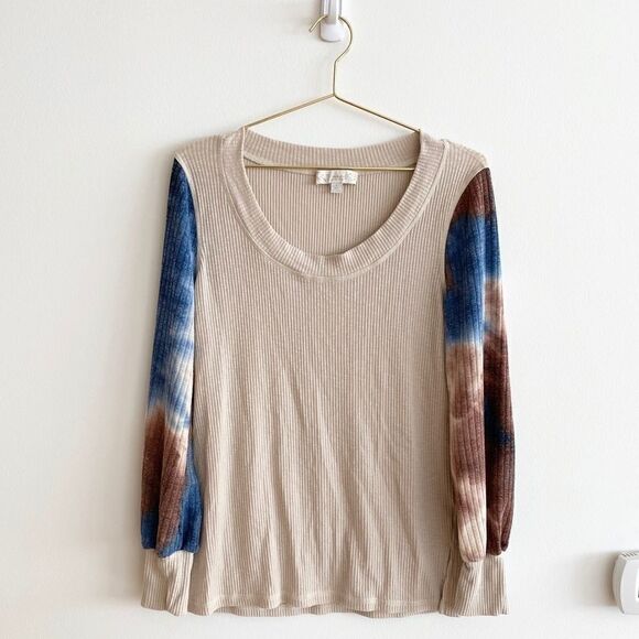weekend Suzanne Betro Ribbed Tie Dye Sleeved Top - Picture 8 of 8